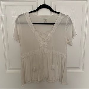 AEO White Lace-trimmed Blouse (Size M)
